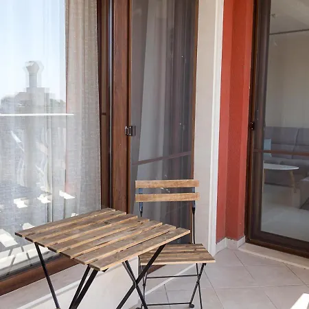 Elegant 1br In The Center Of By Flat Manаger Апартамент Варна